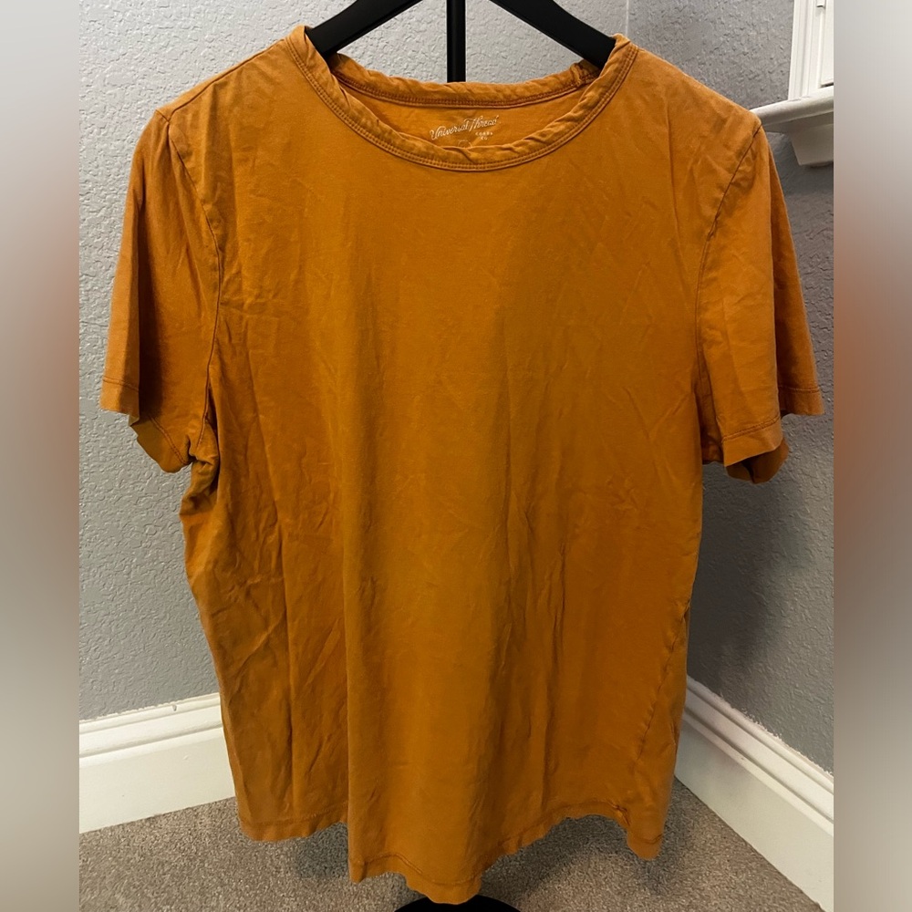 Universal Thread Orange Short Sleeve Tee